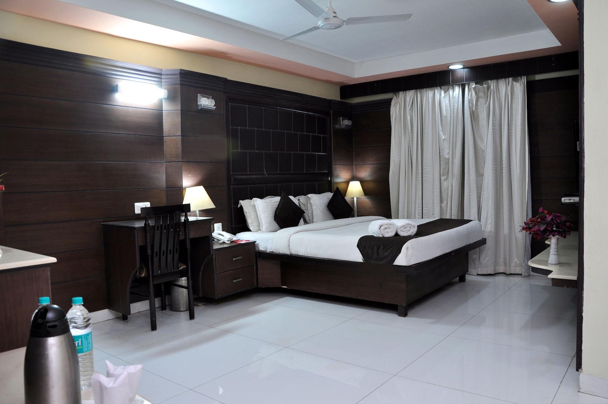 Sun Hotel Agra Exterior photo